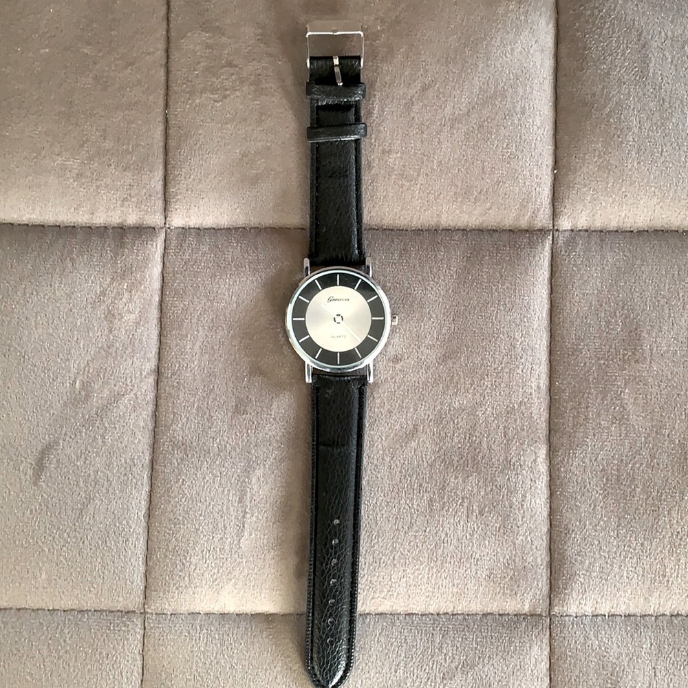Women’s Geneva quartz watch